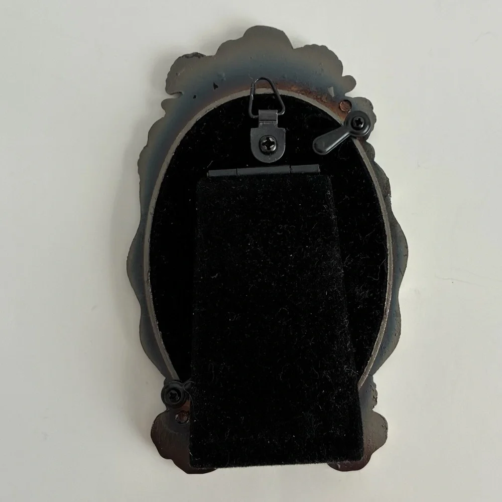 Vintage Ornate Rose Oval Picture Frame Bronze Tone 3x4.5